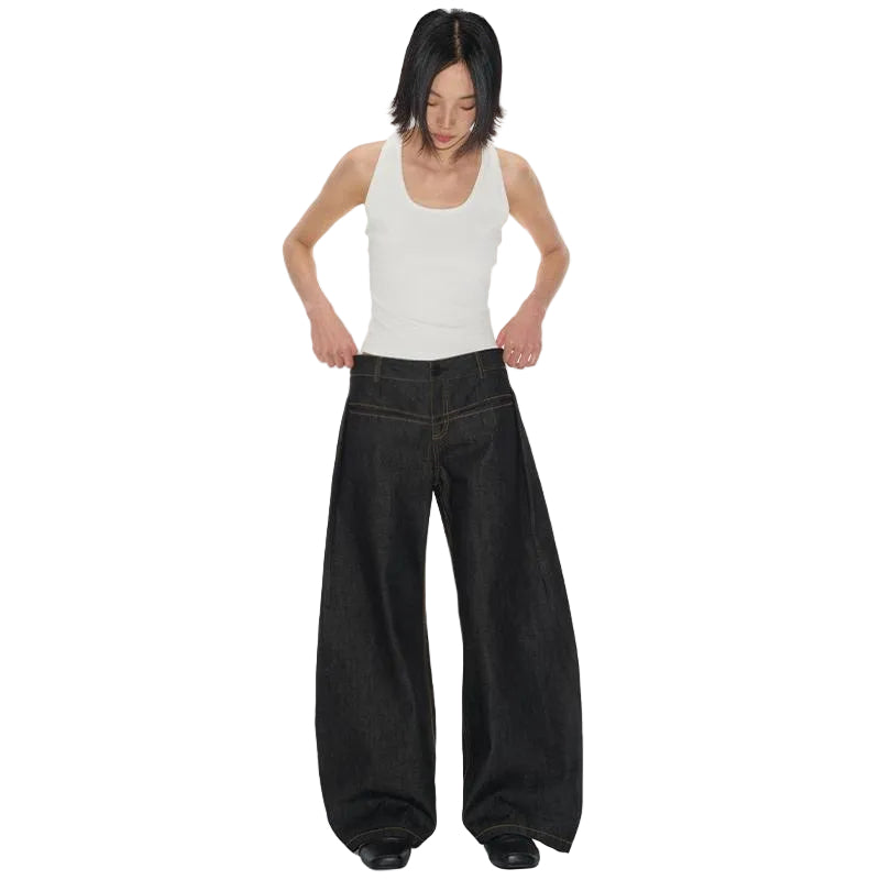 Pleated Banana Pants