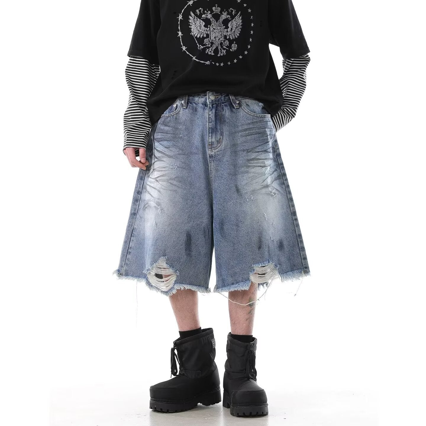 Wash Denim Capri Pants